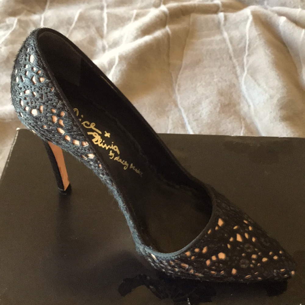 Alice & Olivia nude and black fur laser cut pumps